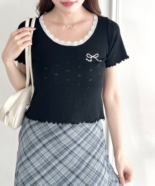 Loueme(ルエム)の「リボン刺繍レーストリムトップス(Tシャツ/カットソー・レディース・ブラック/ライトブルー/グレー/ホワイト/ピンク・FREE)」の17枚目の写真