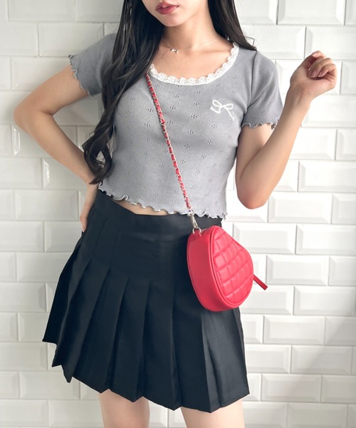 Loueme(ルエム)の「リボン刺繍レーストリムトップス(Tシャツ/カットソー・レディース・ブラック/ライトブルー/グレー/ホワイト/ピンク・FREE)」の21枚目の写真