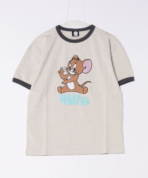 Tom&Jerry(トムアンドジェリー)の「【TOM AND JERRY/トムとジェリー】オリジナルデザインTシャツ ジェリー タフィー ドロップショルダー ビッグシルエット ユニセックス(Tシャツ/カットソー・メンズ・ブルー系その他2/グリーン系その他/ベージュ系その他2/ホワイト系その他/ホワイト系その他2/ベージュ系その他・X-LARGE/LARGE/MEDIUM/SMALL)」の4枚目の写真