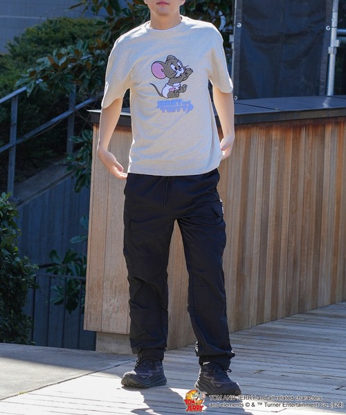 Tom&Jerry(トムアンドジェリー)の「【TOM AND JERRY/トムとジェリー】オリジナルデザインTシャツ ジェリー タフィー ドロップショルダー ビッグシルエット ユニセックス(Tシャツ/カットソー・メンズ・ブルー系その他2/グリーン系その他/ベージュ系その他2/ホワイト系その他/ホワイト系その他2/ベージュ系その他・X-LARGE/LARGE/MEDIUM/SMALL)」の20枚目の写真