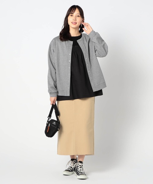 Grand PARK(グランドパーク)の「異素材ドッキング 半袖プルオーバー(シャツ/ブラウス・レディース・オフホワイト/ブラック/ブルー・FREE)」の14枚目の写真