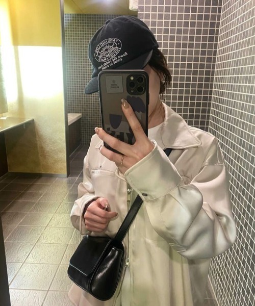 ISOOK（アイスー）の「スクエアショルダーバッグ(kiharu select) / スクエアバッグ ショルダーバッグ ミニバッグ（ショルダーバッグ・レディース・ブラック・FREE）」の6枚目の写真