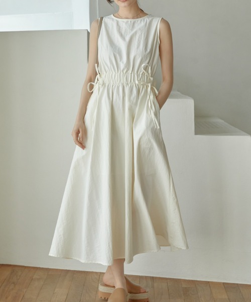 ACYM(アシーム)の「Back cut ribbon ワンピース(ワンピース・レディース・アイボリー/ブラック/ベージュ・FREE)」の5枚目の写真