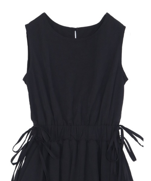 ACYM(アシーム)の「Back cut ribbon ワンピース(ワンピース・レディース・アイボリー/ブラック/ベージュ・FREE)」の13枚目の写真