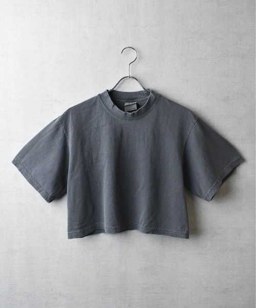 SHAKA WeAR（シャカウェア）の「【SHAKA Wear】GARMENT DYE CROP TOP / ガーメントダイ クロップ トップ（Tシャツ/カットソー・レディース・クリーム/スミクロ/ピンク・SMALL/MEDIUM）」の2枚目の写真