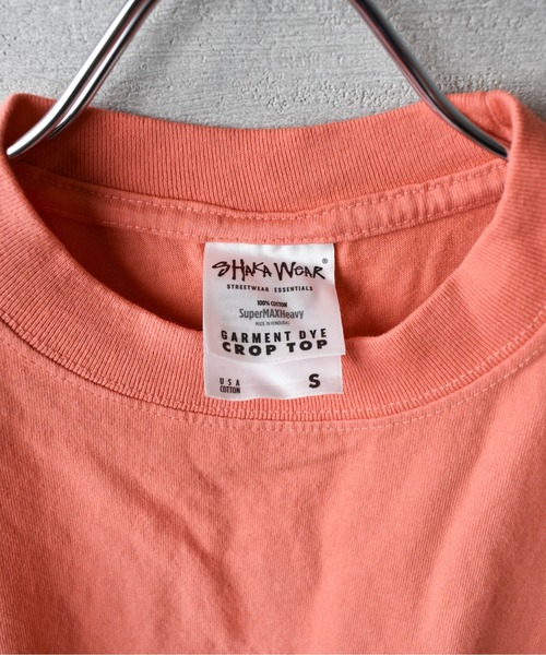 SHAKA WeAR（シャカウェア）の「【SHAKA Wear】GARMENT DYE CROP TOP / ガーメントダイ クロップ トップ（Tシャツ/カットソー・レディース・クリーム/スミクロ/ピンク・SMALL/MEDIUM）」の13枚目の写真