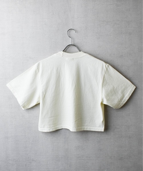 SHAKA WeAR（シャカウェア）の「【SHAKA Wear】GARMENT DYE CROP TOP / ガーメントダイ クロップ トップ（Tシャツ/カットソー・レディース・クリーム/スミクロ/ピンク・SMALL/MEDIUM）」の7枚目の写真