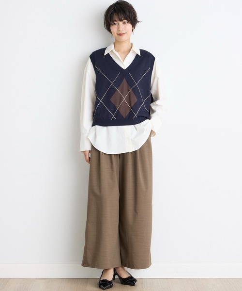 INED CLARO（イネドクラロ）の「クロップドニットベスト（ニット/セーター・レディース・エメラルドブルー/ブラウン/ネイビー/パープル・フリー）」の14枚目の写真