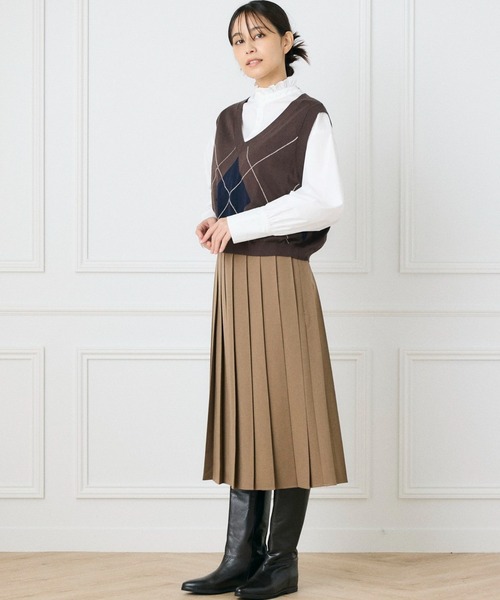 INED CLARO（イネドクラロ）の「クロップドニットベスト（ニット/セーター・レディース・エメラルドブルー/ブラウン/ネイビー/パープル・フリー）」の21枚目の写真