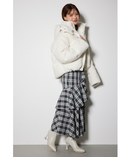 rienda（リエンダ）の「フード付きショートボアダウンジャケット（ダウンジャケット/コート・レディース・ベージュ/ホワイト・SMALL/MEDIUM）」の11枚目の写真