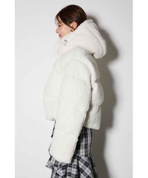 rienda（リエンダ）の「フード付きショートボアダウンジャケット（ダウンジャケット/コート・レディース・ベージュ/ホワイト・SMALL/MEDIUM）」の14枚目の写真