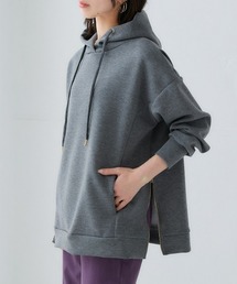 なめらかポンチ素材 サイドジップパーカー