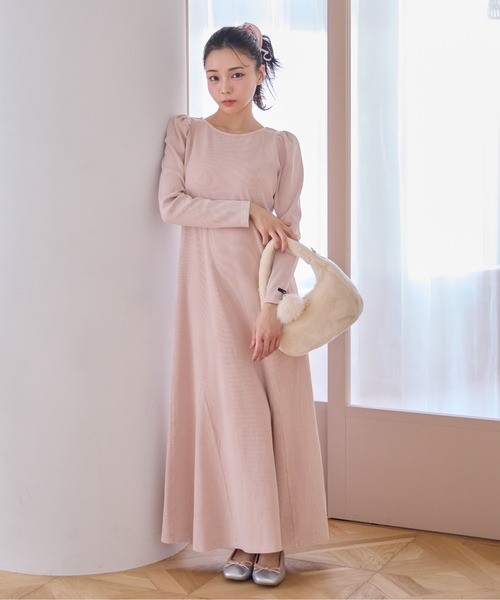 one after another NICE CLAUP（ワンアフターアナザーナイスクラップ）の「フェイクファーミニバッグ（ハンドバッグ・レディース・ブラウン/ピンク/アイボリー・FREE）」の9枚目の写真