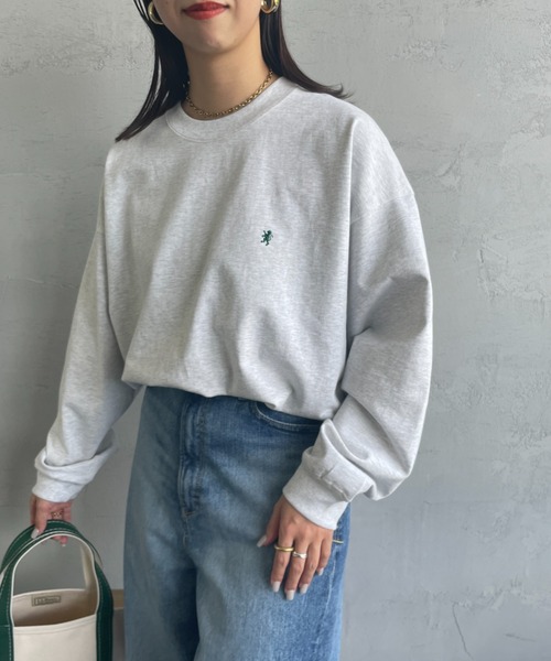 GYMPHLEX（ジムフレックス）の「[GYMPHLEX/ジムフレックス] ワンポイント刺繍ロゴ クルーネックロンT（Tシャツ/カットソー・レディース・ブラック/ダークグリーン/グレー/キナリ/ライトグレー・M/L/S）」の3枚目の写真