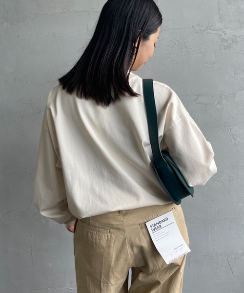 GYMPHLEX（ジムフレックス）の「[GYMPHLEX/ジムフレックス] ワンポイント刺繍ロゴ クルーネックロンT（Tシャツ/カットソー・レディース・ブラック/ダークグリーン/グレー/キナリ/ライトグレー・M/L/S）」の22枚目の写真