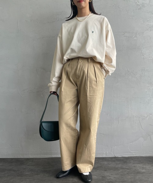 GYMPHLEX（ジムフレックス）の「[GYMPHLEX/ジムフレックス] ワンポイント刺繍ロゴ クルーネックロンT（Tシャツ/カットソー・レディース・ブラック/ダークグリーン/グレー/キナリ/ライトグレー・M/L/S）」の21枚目の写真