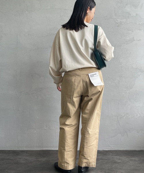 GYMPHLEX（ジムフレックス）の「[GYMPHLEX/ジムフレックス] ワンポイント刺繍ロゴ クルーネックロンT（Tシャツ/カットソー・レディース・ブラック/ダークグリーン/グレー/キナリ/ライトグレー・M/L/S）」の20枚目の写真