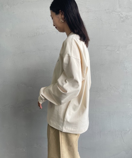 GYMPHLEX（ジムフレックス）の「[GYMPHLEX/ジムフレックス] ワンポイント刺繍ロゴ クルーネックロンT（Tシャツ/カットソー・レディース・ブラック/ダークグリーン/グレー/キナリ/ライトグレー・M/L/S）」の18枚目の写真