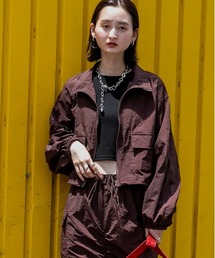 ad thie（アドティエ）の「スタンドカラー ナイロン ショート丈ブルゾン（ブルゾン）」