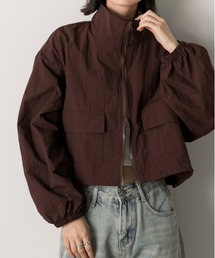 ad thie（アドティエ）の「スタンドカラー ナイロン ショート丈ブルゾン（ブルゾン）」