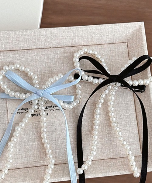 VIBGYOR Women(ヴィブジョー ウィメン)の「【urge select】パール×リボン ヘアクリップ(バレッタ/ヘアクリップ・レディース・ブラック/ライトブルー・FREE)」の3枚目の写真