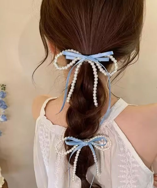 VIBGYOR Women(ヴィブジョー ウィメン)の「【urge select】パール×リボン ヘアクリップ(バレッタ/ヘアクリップ・レディース・ブラック/ライトブルー・FREE)」の6枚目の写真