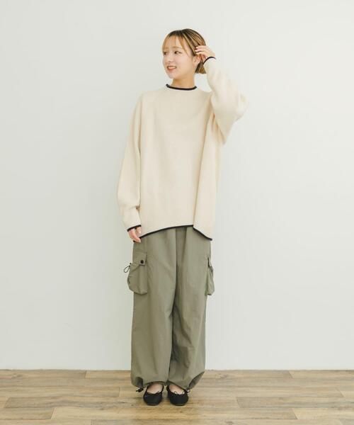 ITEMS URBANRESEARCH(アイテムズ アーバンリサーチ)の「ワイドカーゴパンツ(その他パンツ・レディース・カーキ/ブラック・FREE)」の10枚目の写真