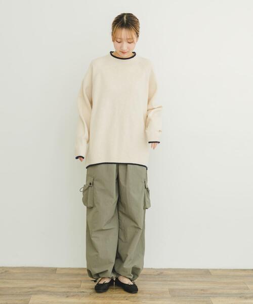 ITEMS URBANRESEARCH(アイテムズ アーバンリサーチ)の「ワイドカーゴパンツ(その他パンツ・レディース・カーキ/ブラック・FREE)」の11枚目の写真