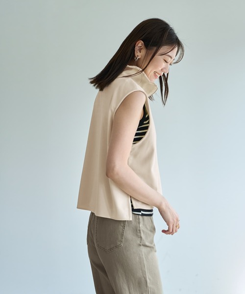 STYLE DELI(スタイルデリ)の「【匠ジョーゼット】ジップアップハイネックトップス(その他トップス・レディース・ホワイト系その他/ブラック・FREE)」の5枚目の写真