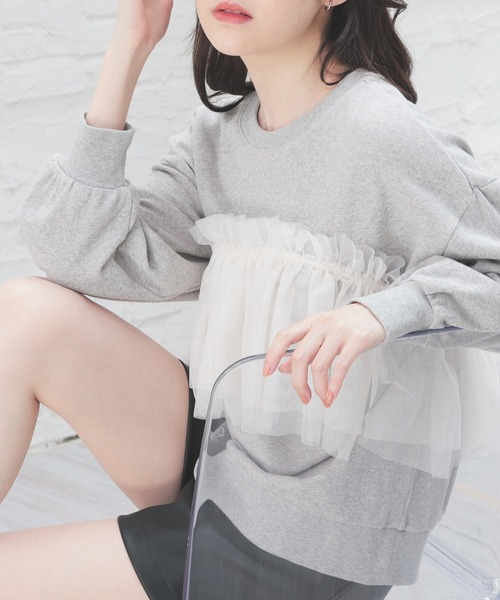 Honeys(ハニーズ)の「フリル付ゆるトップス(Tシャツ/カットソー・レディース・スミクロ/ホワイト/杢グレー・S/M/L/LL)」の3枚目の写真