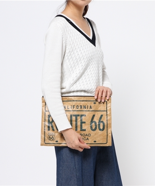 SEVENDAYS=SUNDAY(セブンデイズサンデイ)の「ペーパープレート柄ジップクラッチバッグ(ショルダーバッグ・レディース・ベージュ・FREE)」の8枚目の写真