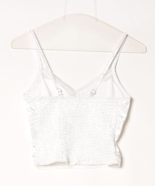 TITTY&CO.(ティティーアンドコー)の「ベロアキャミソール(カップ付き)(キャミソール・レディース・ホワイト/ベージュ/ブラック・FREE)」の11枚目の写真