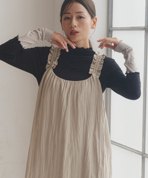 LAKOLE（ラコレ）の「メローエッジタートルプルオーバー / 141186（Tシャツ/カットソー・レディース・ブラック/アイボリー/ブラック系8/ピンク/サンドグレー・SMALL/MEDIUM）」の3枚目の写真