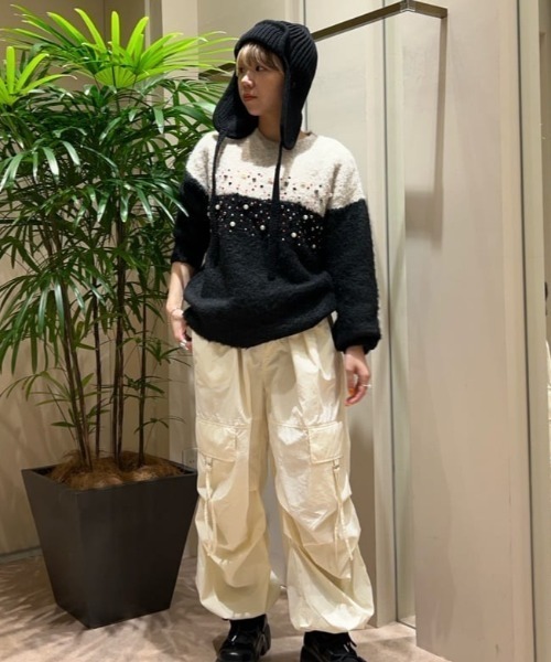 驚きの価格 ROSE BUD（ローズバッド）の「ビジューバイカラーニット（ニット トップス