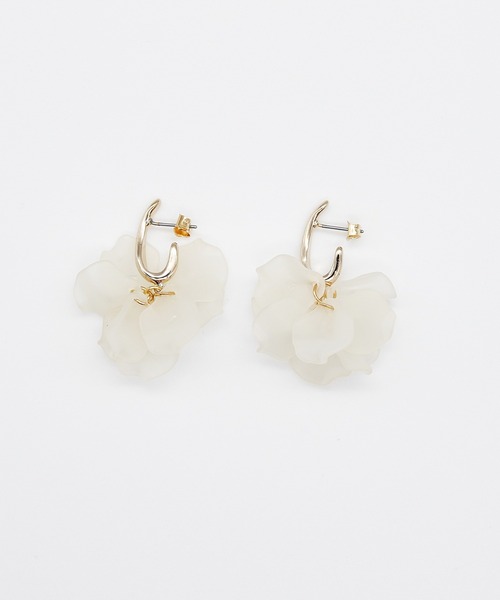 ciite'(シーテ)の「ドロップハナビラピアス (両耳用)(ピアス(両耳用)・レディース・アイボリー/ホワイト/ネイビー・FREE)」の1枚目の写真