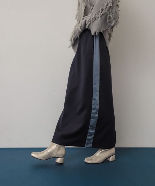 SENSE OF PLACE by URBAN RESEARCH（センスオブプレイスバイアーバンリサーチ）の「サテンキリカエラインスカート（スカート・レディース・ライトベージュ/ブラウン/ネイビー・ONE）」の5枚目の写真