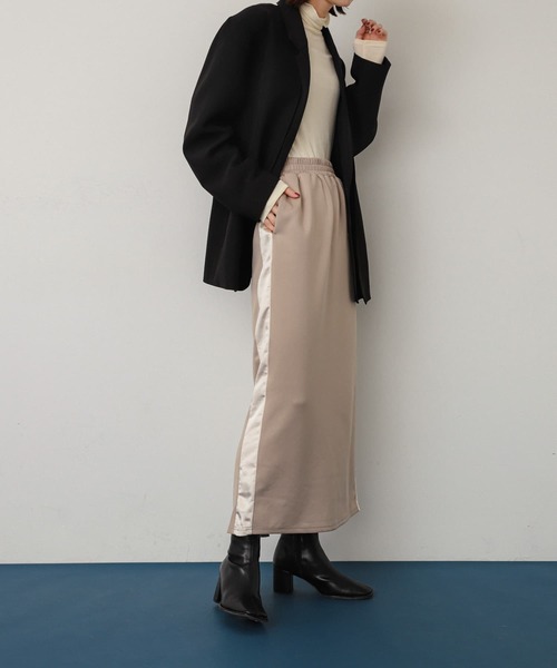 SENSE OF PLACE by URBAN RESEARCH（センスオブプレイスバイアーバンリサーチ）の「サテンキリカエラインスカート（スカート・レディース・ライトベージュ/ブラウン/ネイビー・ONE）」の10枚目の写真