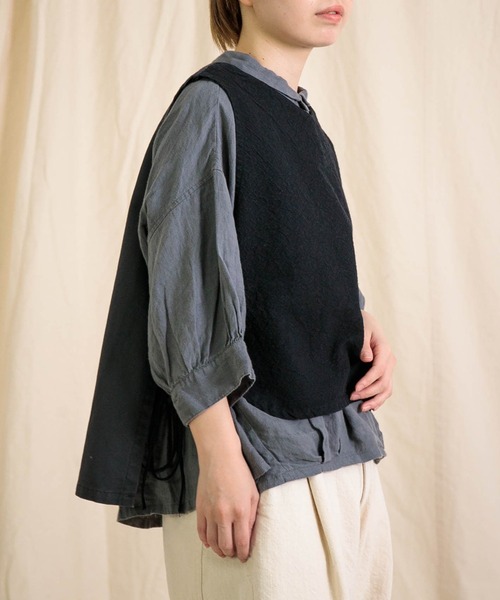 Brocante（ブロカント）の「[Brocante / ブロカント] 綿麻キャンバス リュバンジレ（ベスト・レディース・ホワイト/キャメル/ブラック/アイボリー・2）」の9枚目の写真