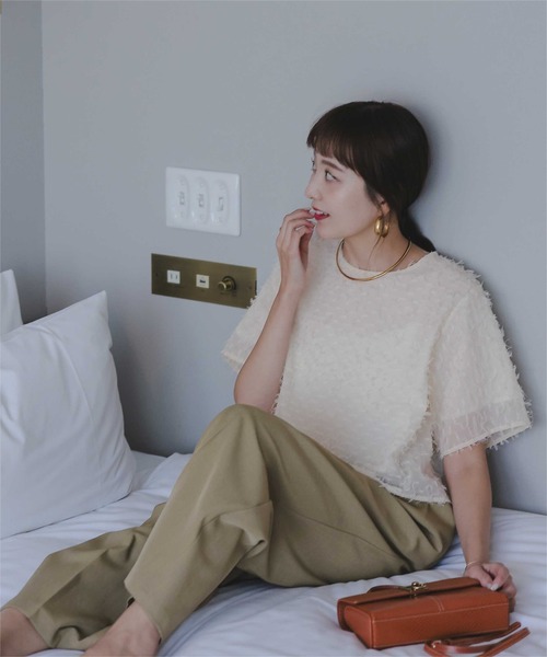 titivate（ティティベイト）の「バックゴールド釦ジャガードトップス（Tシャツ/カットソー・レディース・ブラック/アイボリー・S/L/M）」の17枚目の写真