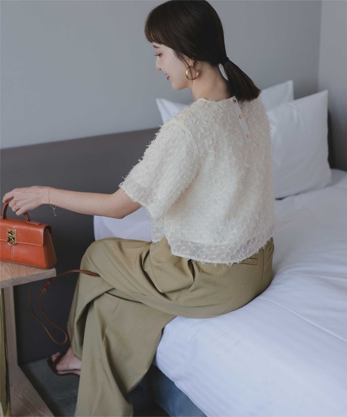 titivate（ティティベイト）の「バックゴールド釦ジャガードトップス（Tシャツ/カットソー・レディース・ブラック/アイボリー・S/L/M）」の18枚目の写真