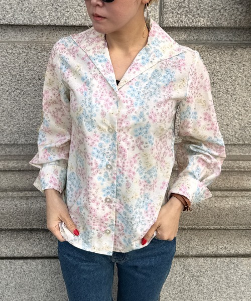 JENNE(ジェンヌ)の「JENNEオードリーフラワーブラウス(その他トップス・レディース・ホワイト/ブラック・LARGE/MEDIUM/SMALL)」の6枚目の写真