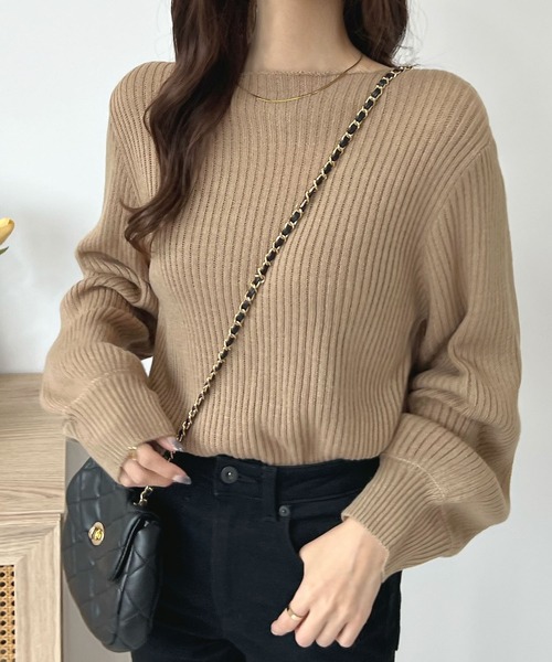 Futier land（フューティアランド）の「1枚主役モテかわ映え。ボートネックバルーン袖ニットプルオーバー（ニット/セーター・レディース・アイボリー/レッド/グリーン/杢グレー/グレイッシュベージュ/ブラック・FREE/LARGE/X-LARGE）」の13枚目の写真