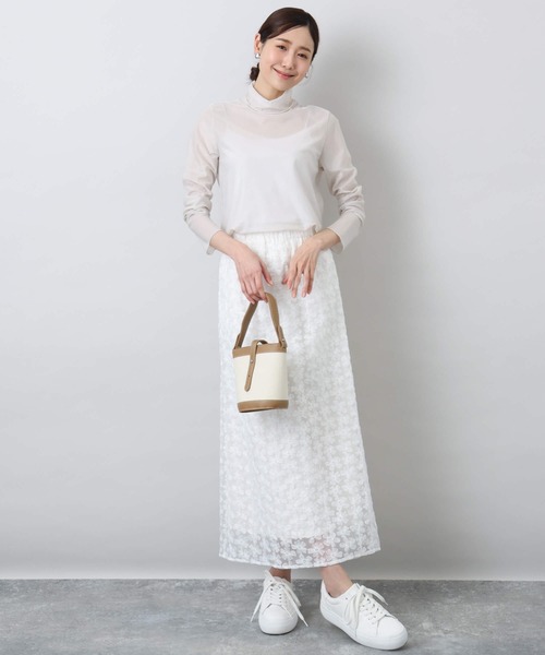 MK MICHEL KLEIN（エムケーミッシェルクラン）の「花柄刺繍オーガンジースカート/洗える（スカート・レディース・ホワイト/ブラック・38）」の5枚目の写真