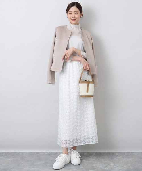 MK MICHEL KLEIN（エムケーミッシェルクラン）の「花柄刺繍オーガンジースカート/洗える（スカート・レディース・ホワイト/ブラック・38）」の6枚目の写真