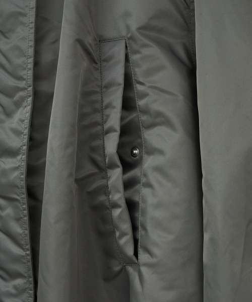 CLANE（クラネ）の「BALLOON DESIGN HOODED N3B（モッズコート・レディース・カーキ・2/1）」の15枚目の写真