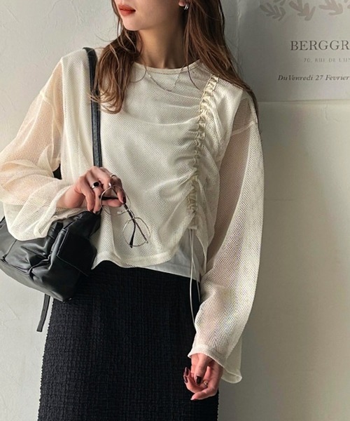 Java(ジャバ)の「《JaVa ジャバコラボ》【セットアイテム】シャーリング メッシュ トップス(長袖)&ノースリーブTシャツ(Tシャツ/カットソー・レディース・アイボリー/チャコール/ブラック・MEDIUM/LARGE/SMALL/X-LARGE)」の1枚目の写真