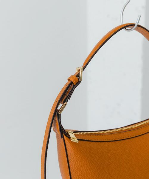 RODE SKO（ロデスコ）の「ワンハンドルムーンバッグ（ハンドバッグ・レディース・キャメル/ライトベージュ・ONE）」の13枚目の写真