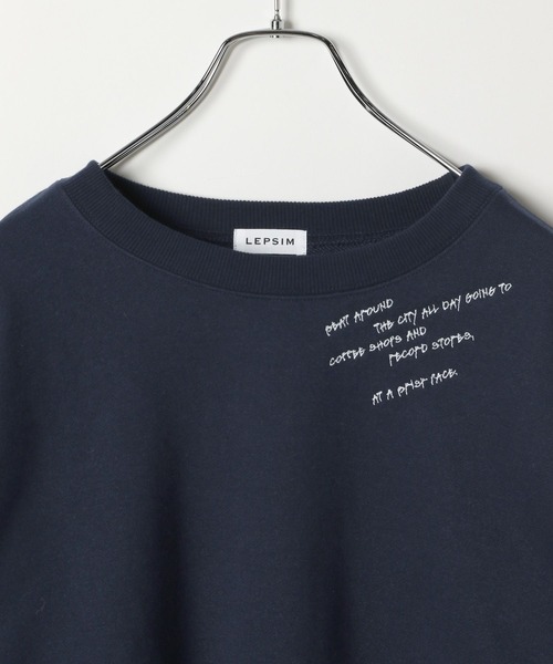 LEPSIM(レプシィム)の「ショートロゴ裏毛プルオーバー 288549(スウェット・レディース・ネイビー/グレー/オフホワイト・FREE)」の5枚目の写真