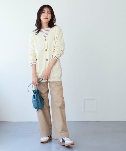 SMILE LAND（スマイルランド）の「＜大きいサイズ＞綿混Ｖネックロング丈ゆるニットカーディガン（毛玉防止・ハンガー干し可能）（カーディガン/ボレロ・レディース・ピンク系/レッド系/ロイヤルブルー/杢グレー/ミント/ブラック/オフホワイト・LL/3L/4L/5L/L）」の15枚目の写真