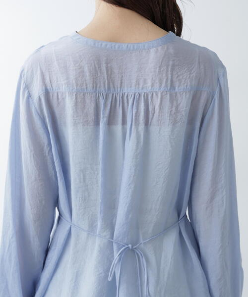 FREE'S MART(フリーズマート)の「◇Vネックシャーリングブラウス(シャツ/ブラウス・レディース・ホワイト/ネイビー/ピンク/ブルー・FREE)」の21枚目の写真